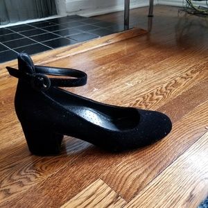 NWT on trend black velvet ankle strap shoes
